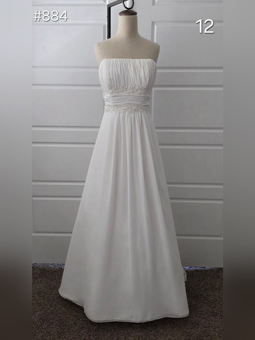 David's Bridal Ivory Strapless Chiffon A-line Wedding Dress